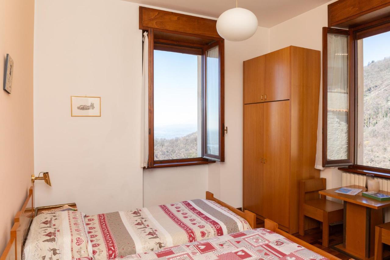 Albergo Sacro Monte 瓦雷泽 外观 照片