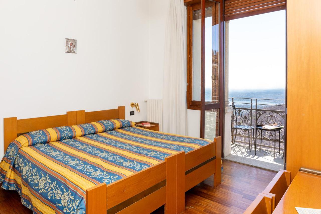Albergo Sacro Monte 瓦雷泽 外观 照片