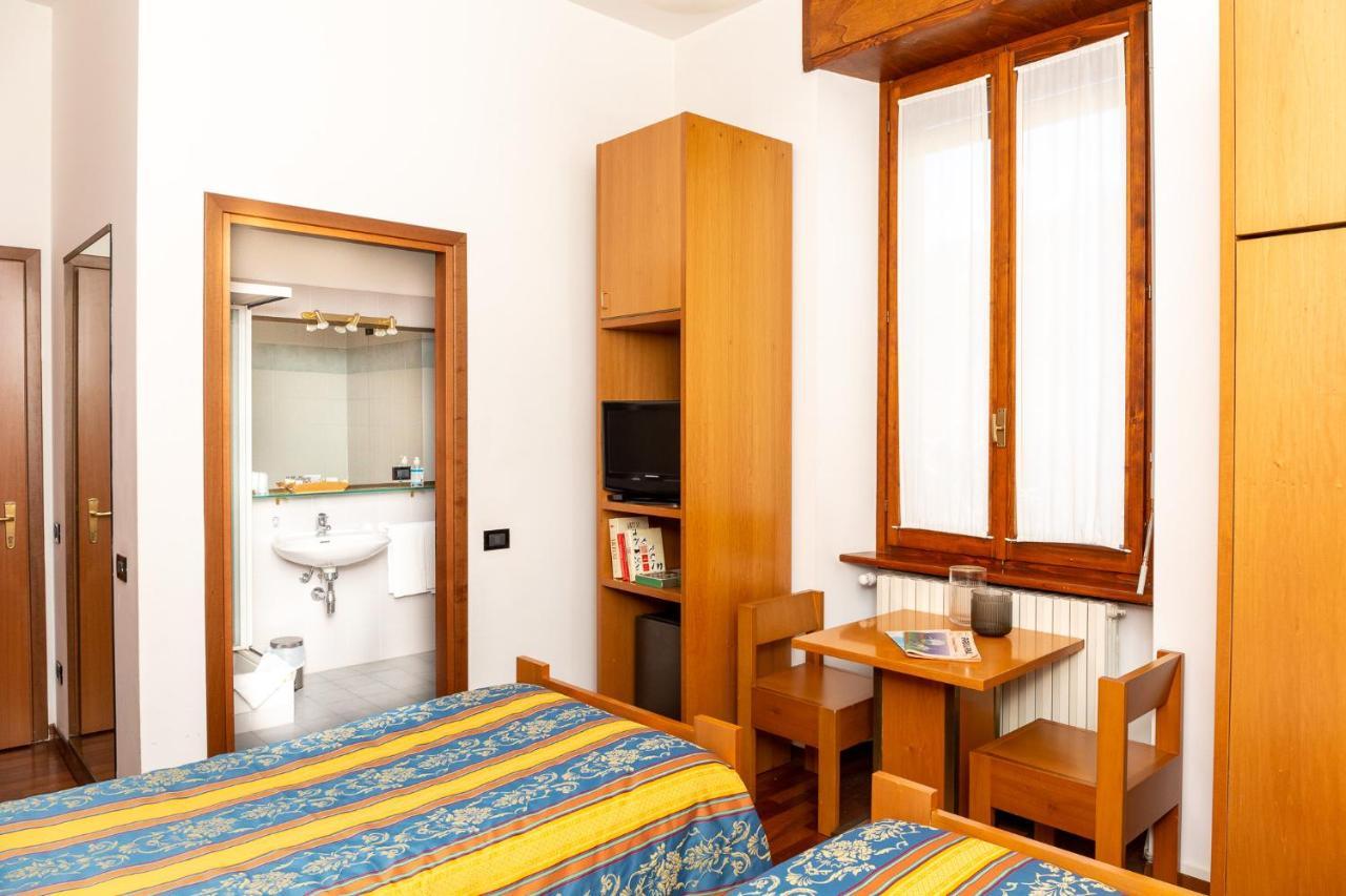 Albergo Sacro Monte 瓦雷泽 外观 照片