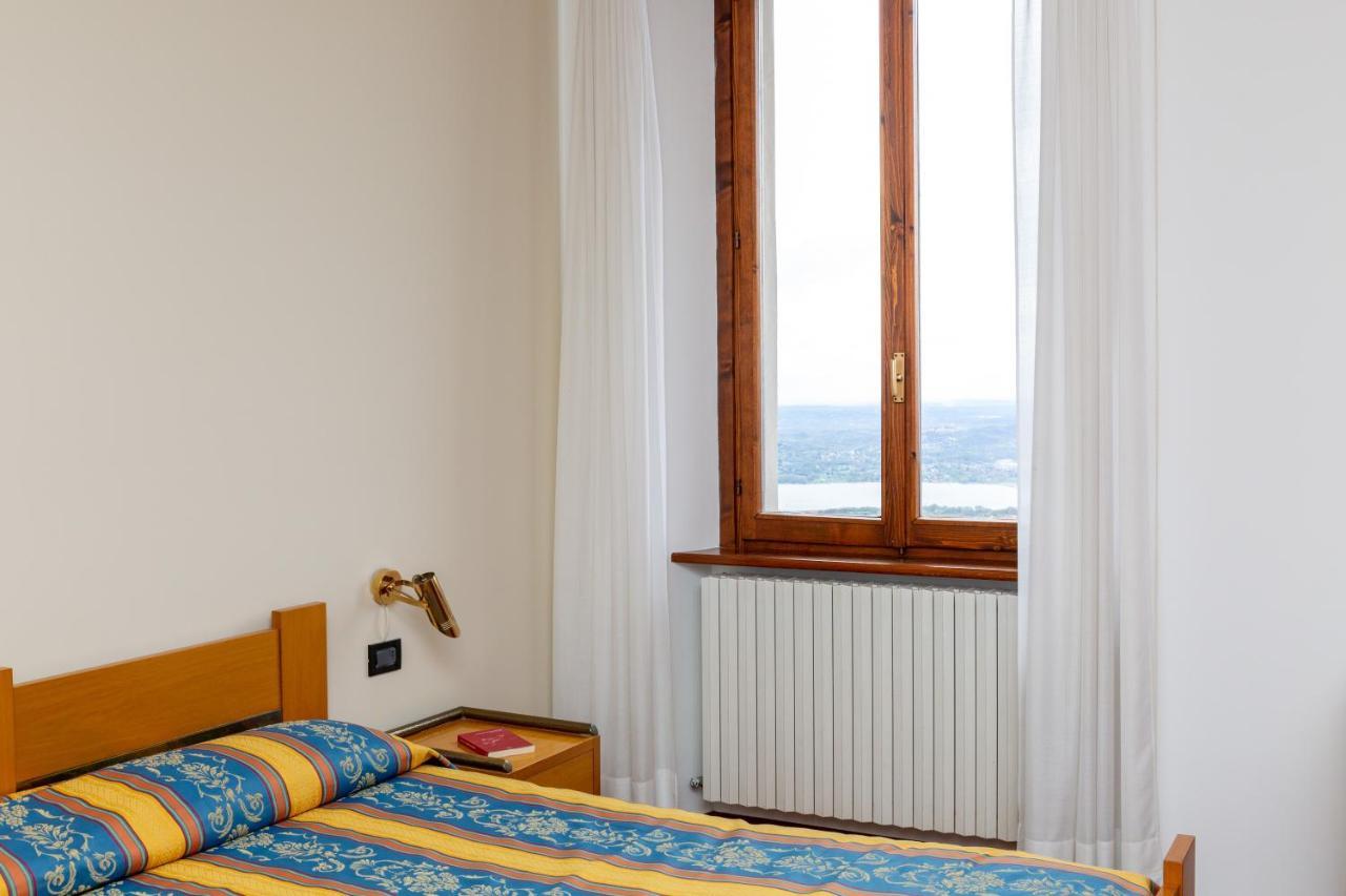 Albergo Sacro Monte 瓦雷泽 外观 照片