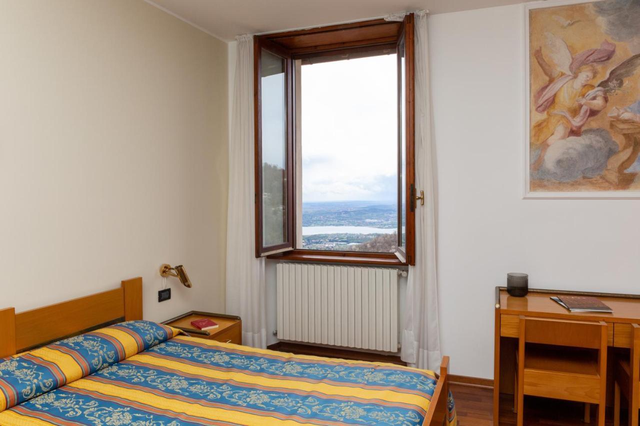 Albergo Sacro Monte 瓦雷泽 外观 照片
