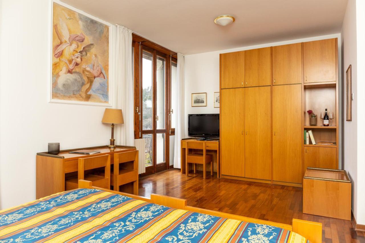 Albergo Sacro Monte 瓦雷泽 外观 照片