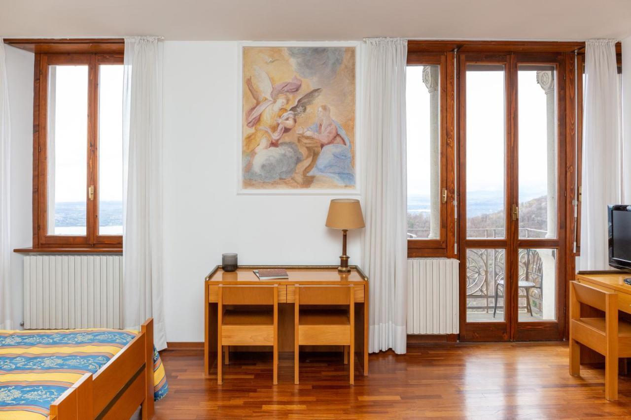 Albergo Sacro Monte 瓦雷泽 外观 照片