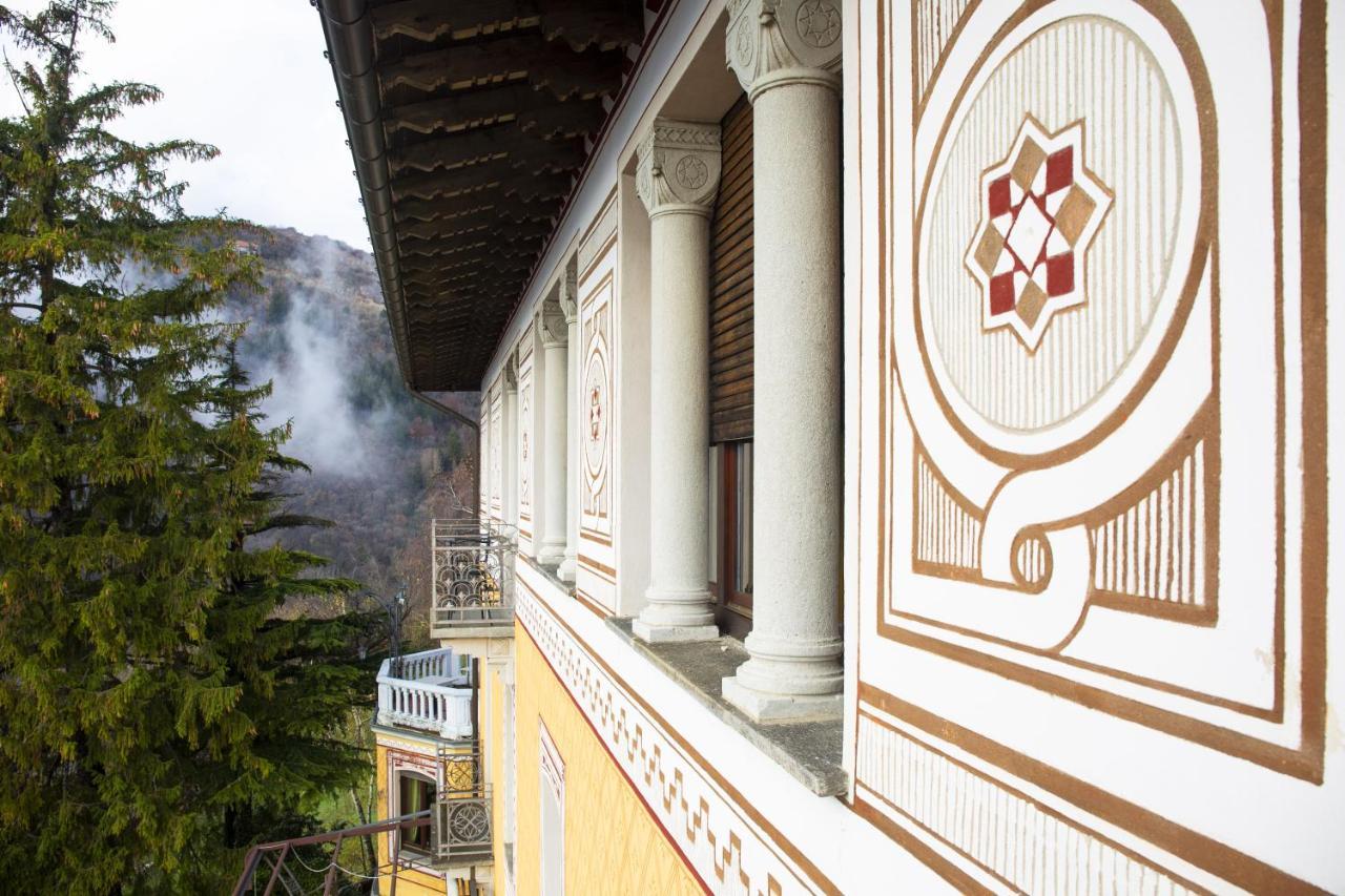 Albergo Sacro Monte 瓦雷泽 外观 照片